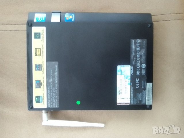 Компактен компютър Asus