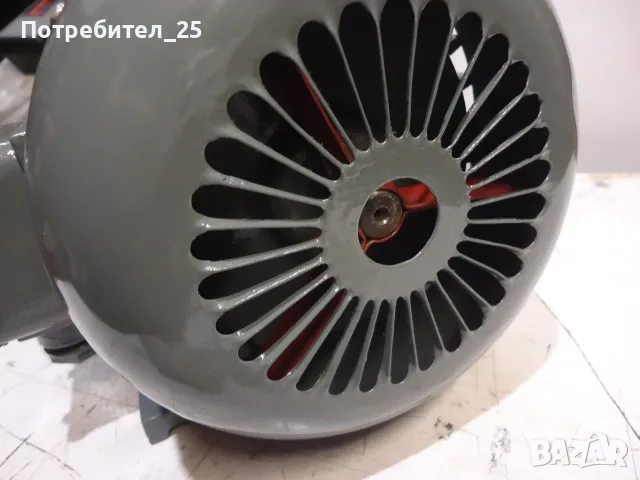 Трифазен ел.мотор 0,25KW - 1400 об/мин,, снимка 8 - Електродвигатели - 56245623