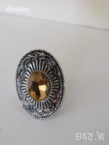  Елегантен пръстен с камък, нов, снимка 2 - Пръстени - 33883890