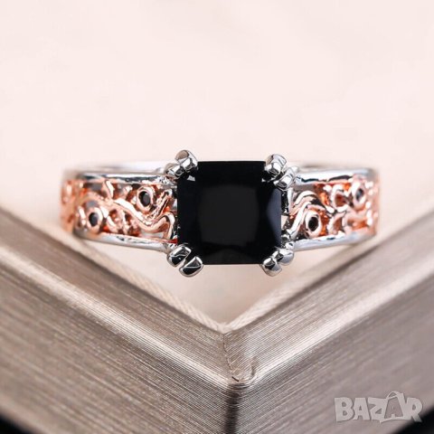 Пръстен с черен циркон