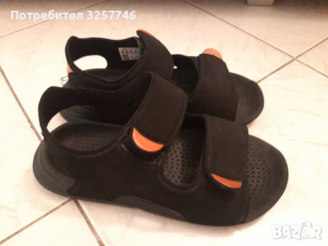 Детски обувки-2 чифта за 40 лева