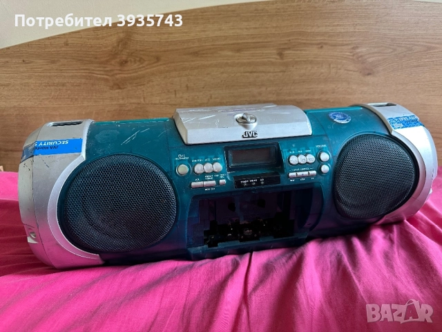 JVC RV B55 boombox , снимка 2 - Радиокасетофони, транзистори - 52500395
