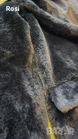 Ново палто от изкуствен косъм, снимка 2 - Палта, манта - 53244811