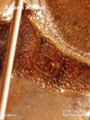 Винтидж брошка Колибри Attwood - Sawyer с 22 карата златно покритие Сваровски  емайл 75081, снимка 12 - Колиета, медальони, синджири - 52571885