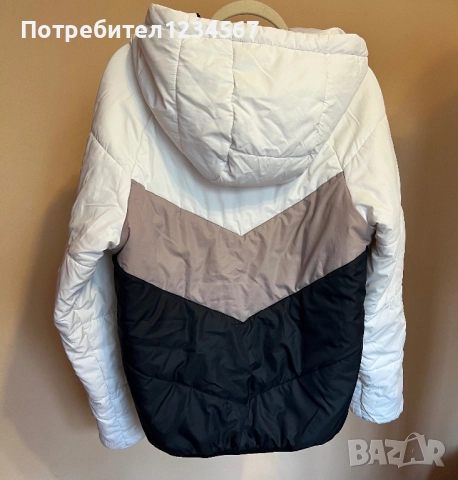 Ново оригинално яке NIKE , снимка 3 - Якета - 51873722