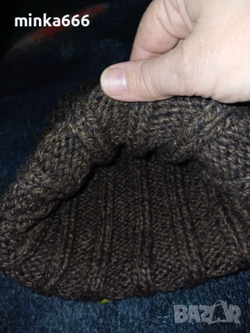 Ръчно плетена топла мъжка шапка, снимка 3 - Шапки - 52869277