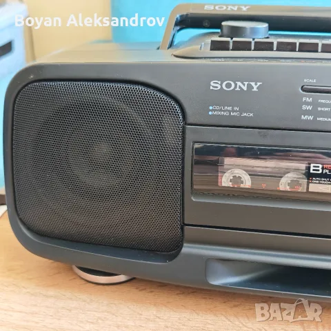 Двукасетъчен радиокасетофон Sony CFS-DW34S, снимка 2 - Радиокасетофони, транзистори - 55735754