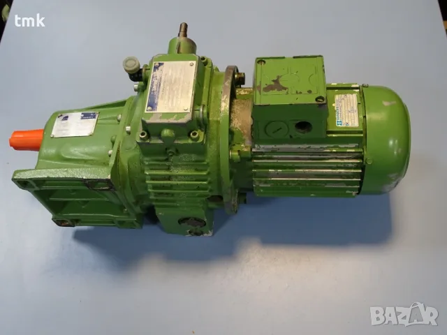 вариаторен мотор редуктор Lenze 11.712,04.10 Variable Gear motor 0.75kW, снимка 8 - Резервни части за машини - 55920093