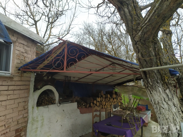 Продава къща с голям двор в село Зорница(Бургаска обл.), снимка 15 - Къщи - 54017074