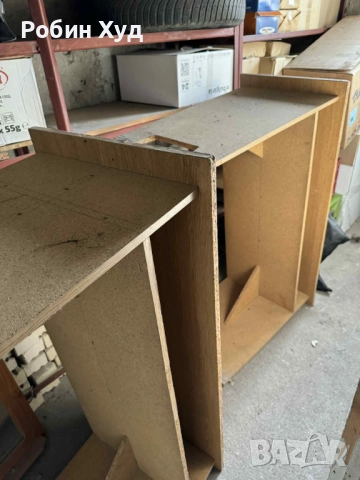 Подарявам две бюра, снимка 3 - Бюра - 52772510