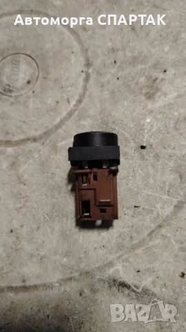 Citroen Xsara Picasso Оригинален бутон за заключване на врата, снимка 2 - Части - 48558664