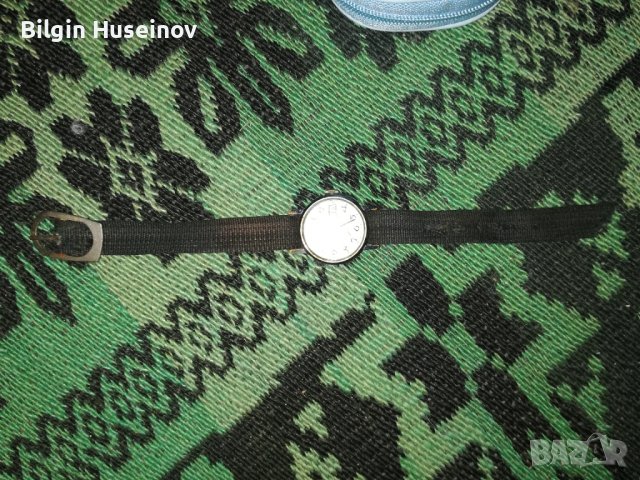 ЗАРЯ 22 КАМЪКА СТАР РЯДЪК МОДЕЛ РУСКИ ДАМСКИ ЧАСОВНИК СДЕЛАНО в СССР 14569, снимка 2 - Антикварни и старинни предмети - 37376349