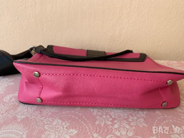 Trussardi оригинална чанта, снимка 7 - Чанти - 48980205