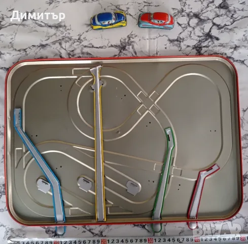 Ретро ламаринена играчка писта Lemezárugyár (Унгария, 1960/70-те) – За части / Реставрация, снимка 3 - Колекции - 56150020
