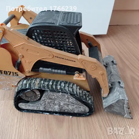 Багер с дистанционно управление , снимка 2 - Коли, камиони, мотори, писти - 47575079