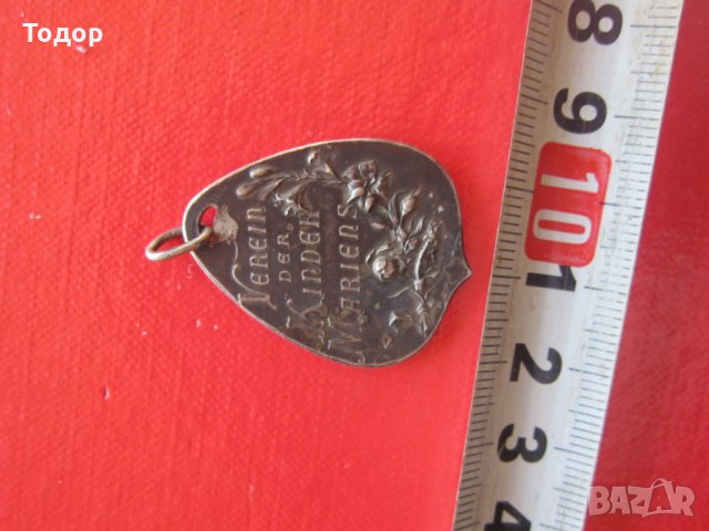 Старинен католически посребрен двустранен медальон, снимка 4 - Колиета, медальони, синджири - 29729291