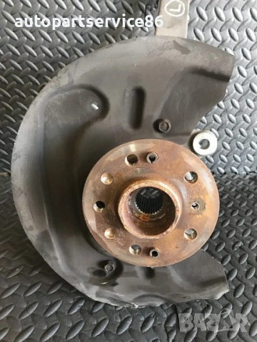 Главина на предно ляво колело за Mercedes ML W164 3.0 CDI (2011), снимка 2 - Части - 54024171