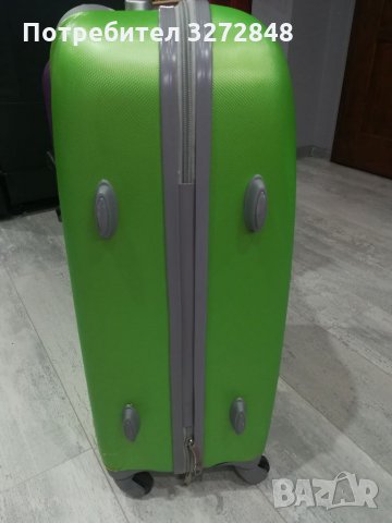 Куфар 70/45/25см-твърд с  4 колелца, снимка 6 - Куфари - 35500935