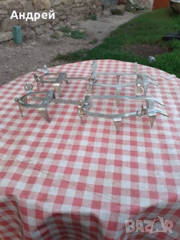 Стари котки за катерене,пикели