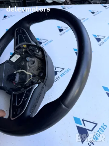 484003952R мултифункционален кожен волан от Renault Megane 1.5 DCI, снимка 4 - Части - 56330918