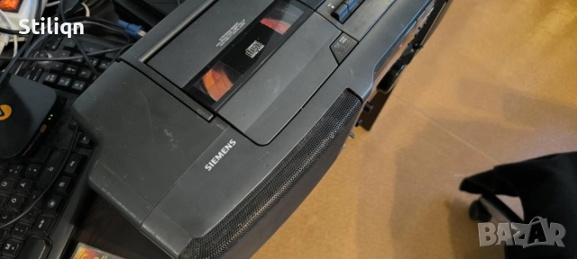 SIMENS RD 127 Преносимо CD радио с двоен касетофон/Ghetto Vintage, снимка 2 - Радиокасетофони, транзистори - 52923122