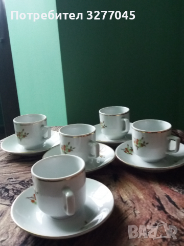 Порцеланов сервиз за късо кафе