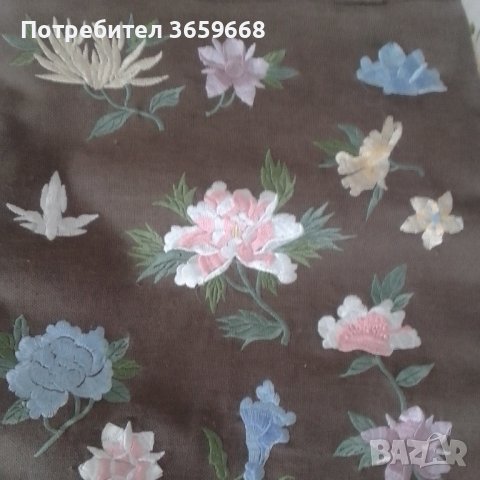 Дамска чанта с бродерия и бамбукови дръжки, снимка 2 - Чанти - 40249163