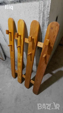 дървена. закачалка, снимка 2 - Закачалки - 55964242