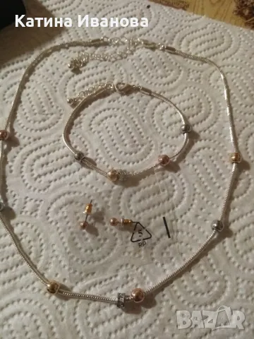 Продавам комплект колие, гривна и обици