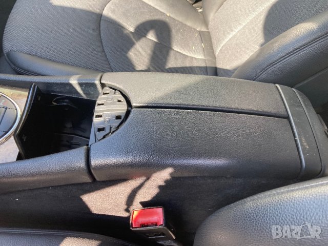 Подлакътник мерцедес е класа w211 , снимка 1
