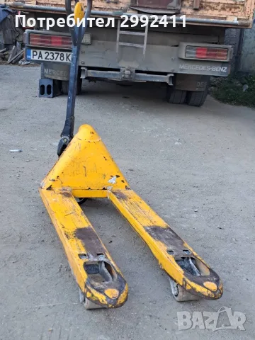 Ръчна палетна количка