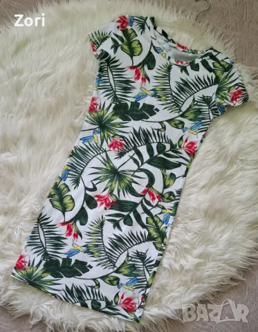 Рокля по тялото в тропически принт от еластично трико , снимка 1