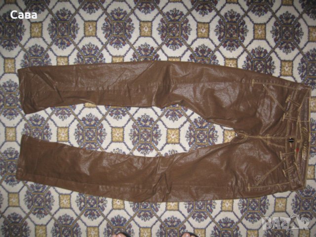 Дънки GUESS  дамски,С, снимка 2 - Дънки - 42867271