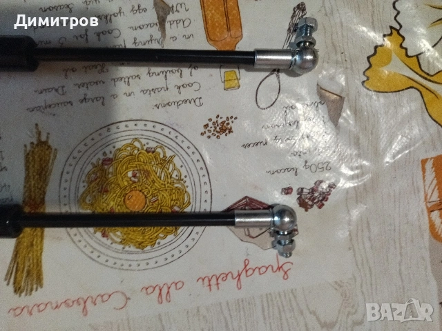 Два амортисьора, снимка 4 - Шкафове - 54058402