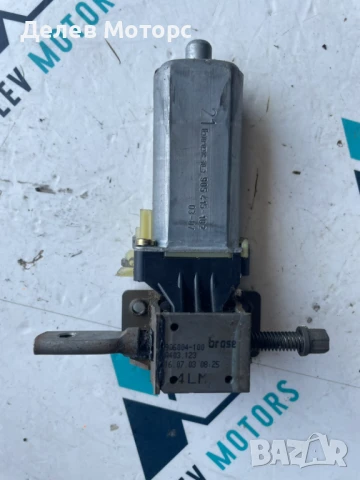 Мотор за седалка 905415102 от Порше Каен Porsche Cayenne 4.5I, 340 к.с 2005г.