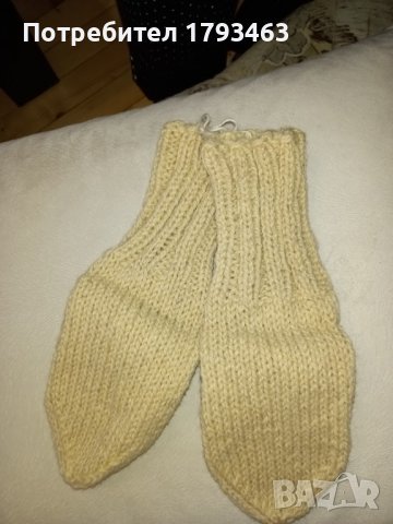 Ръчно плетени детски чорапи от вълна, снимка 2 - Чорапи - 38657051