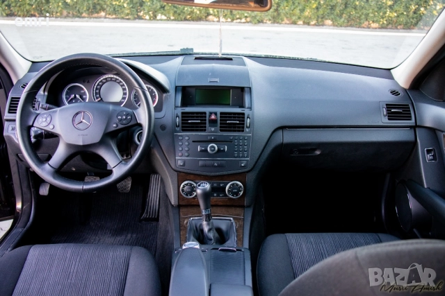 Mercedes c180 Kompressor , снимка 5 - Автомобили и джипове - 52317385