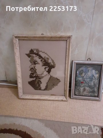 Стар гоблен на Ленин в соц.рамка с надпис и други вождове, снимка 2 - Гоблени - 34919699