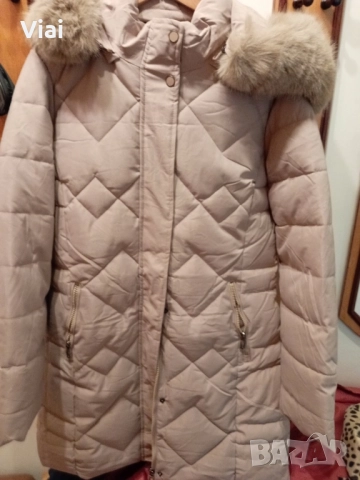 Дамско зимно бежаво яке 