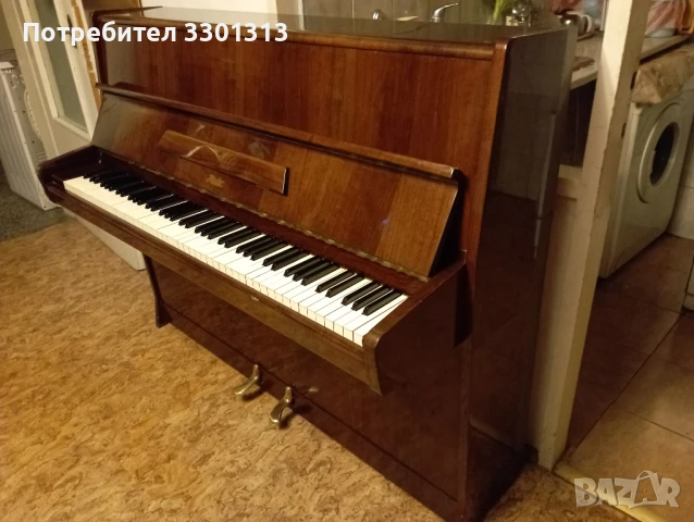 Акустично пиано R''osler,в добро състояние,всички клавиши работят., снимка 2 - Пиана - 50921267