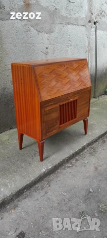 Бар с радио винтидж-DUX