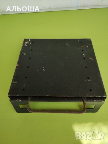 ШЕЙНА ЗА АВТОКАСЕТОФОН