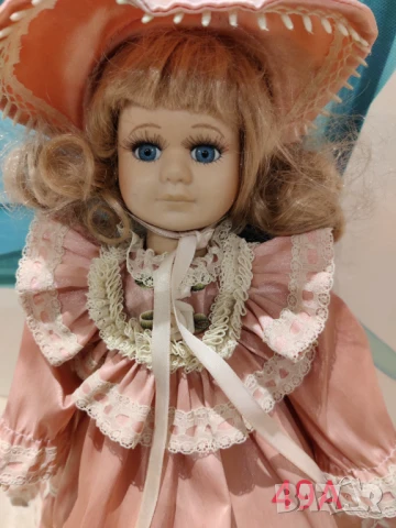 Английска Порцеланова кукла 