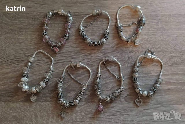 Гривни с талисмани