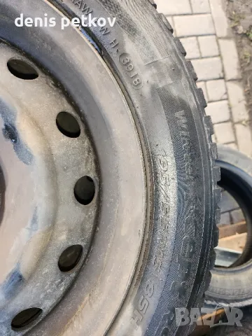 Зимни гуми с джанти 195/55/R15, снимка 4 - Гуми и джанти - 48504973