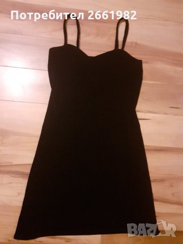 Малка черна кадифена рокличка
