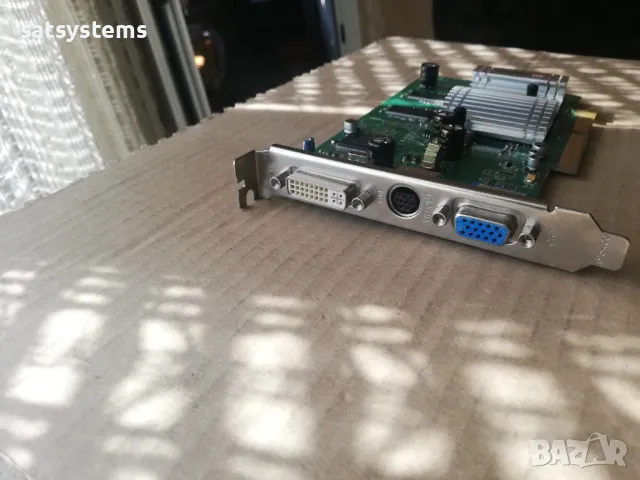 Видео карта ATi Radeon Sapphire 9550 Atlantis 128MB DDR 128bit AGP, снимка 3 - Видеокарти - 47968430
