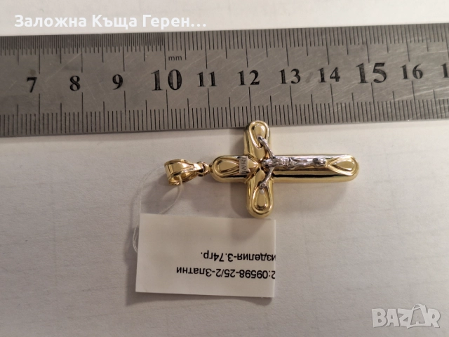 Златна висулка кръст 3,74гр.
