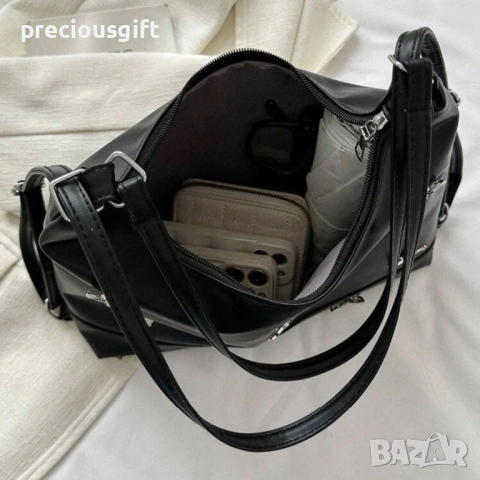 Дамска черна чанта/раница с пеперуди, снимка 2 - Чанти - 53289827