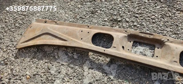 Газ 24 Волга Греда под Преден Капак Ретро , снимка 2 - Части - 48797193